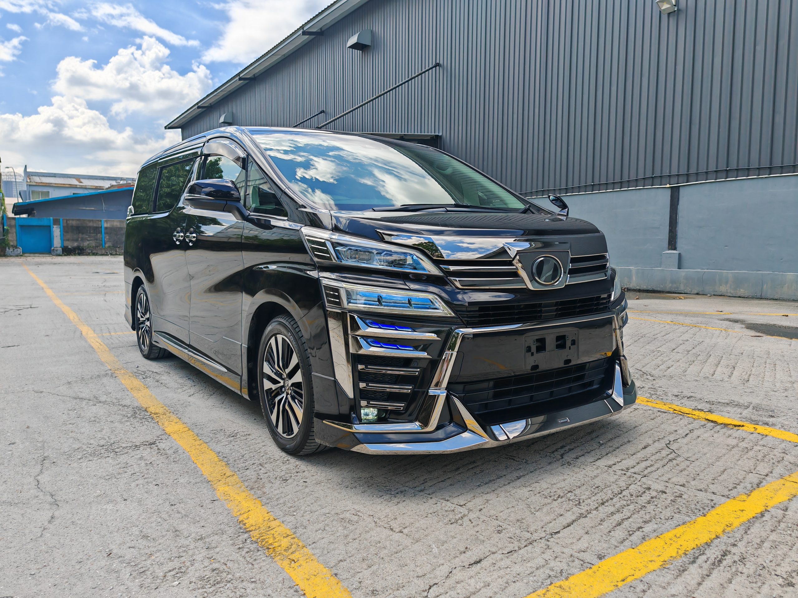 MPV Eksekutif